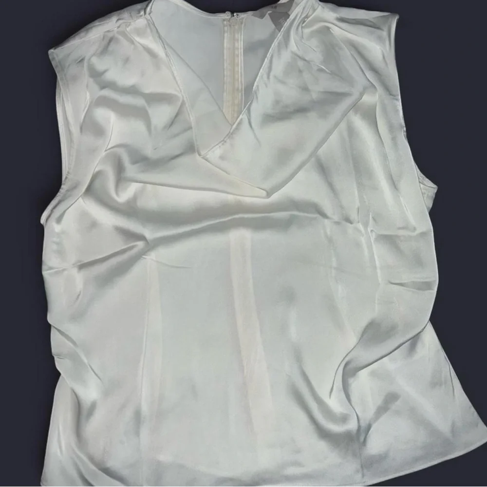 NWT White Satin Cowl Neck Sleeveless Blouse - Picture 4 of 7